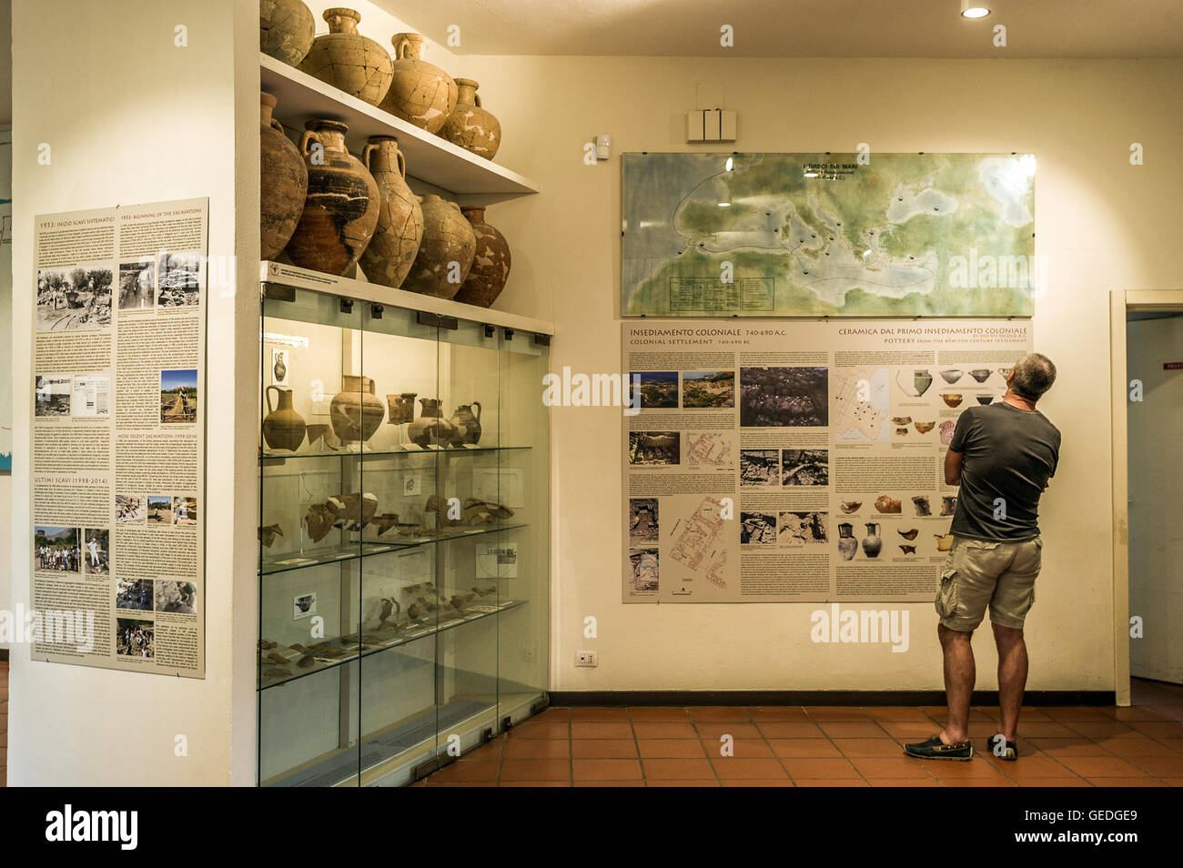 Italie Sicile Giardini Naxos zone archéologique de Naxos Museum Musée de chambres Photo