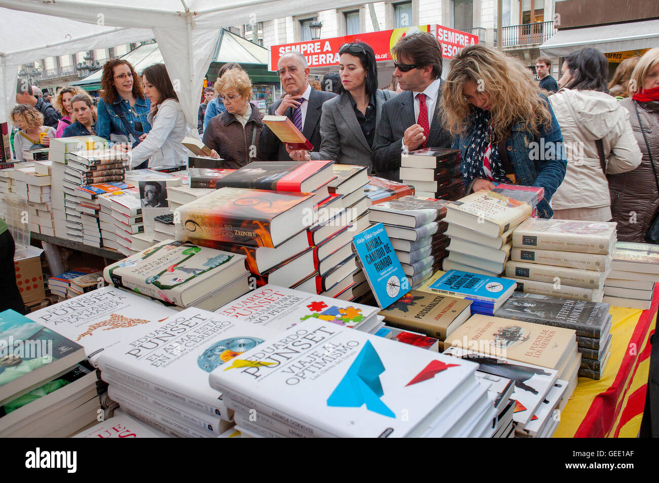 Blocage d'adresses dans la Rambla, le jour de Sant Jordi (23 avril), Barcelone, Catalogne, Espagne Banque D'Images