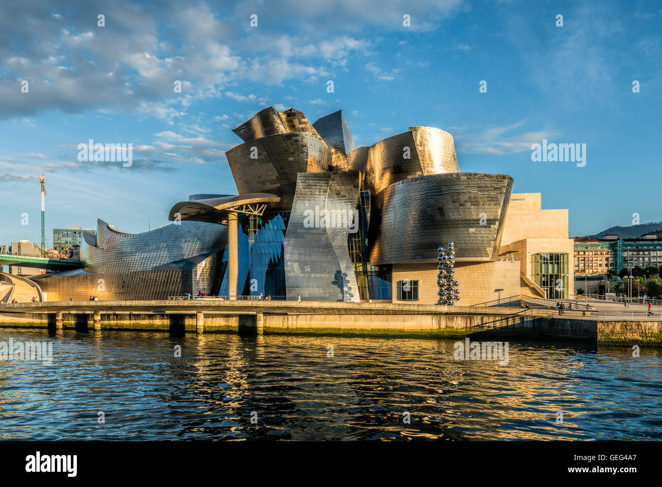 Musée Guggenheim Bilbao , musée d'art moderne et contemporain , l'architecte Frank Gehry , Bilbao, Pays Basque, Espagne (editio Banque D'Images