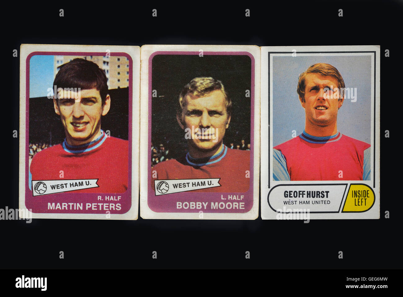 Bubble Gum trading cards du trio de West Ham qui a joué dans la coupe du monde 1966 Angleterre l'équipe victorieuse. Banque D'Images