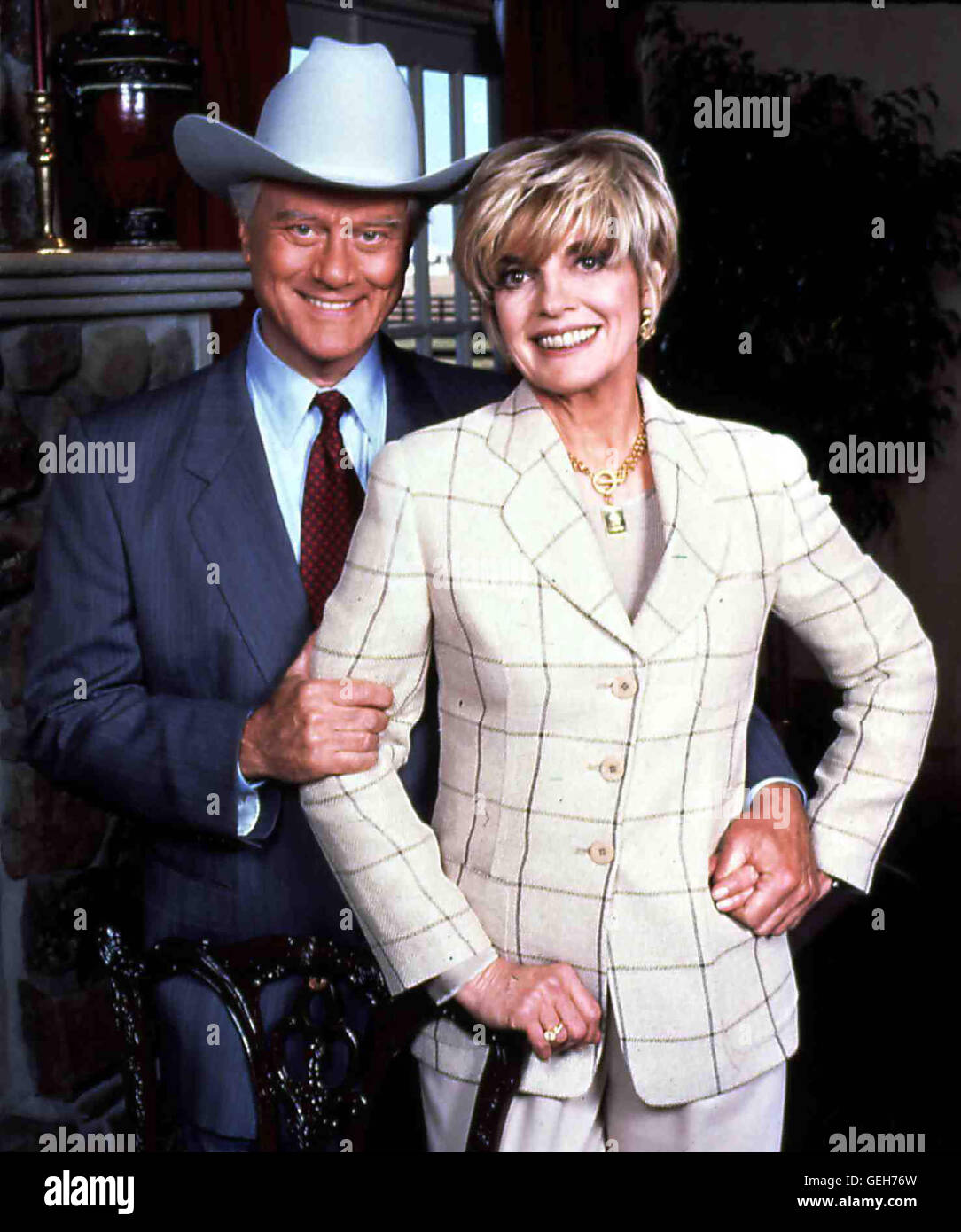 J R Ewing Larry Hagman Sue Ellen Linda Gray Funf Jahre Nach Dem Verlust Con Ewing Oil Spinnt J R Divers Intrigen Ewing Um Wieder In Den Dauernde Von Haus Firma Und Familie Zu