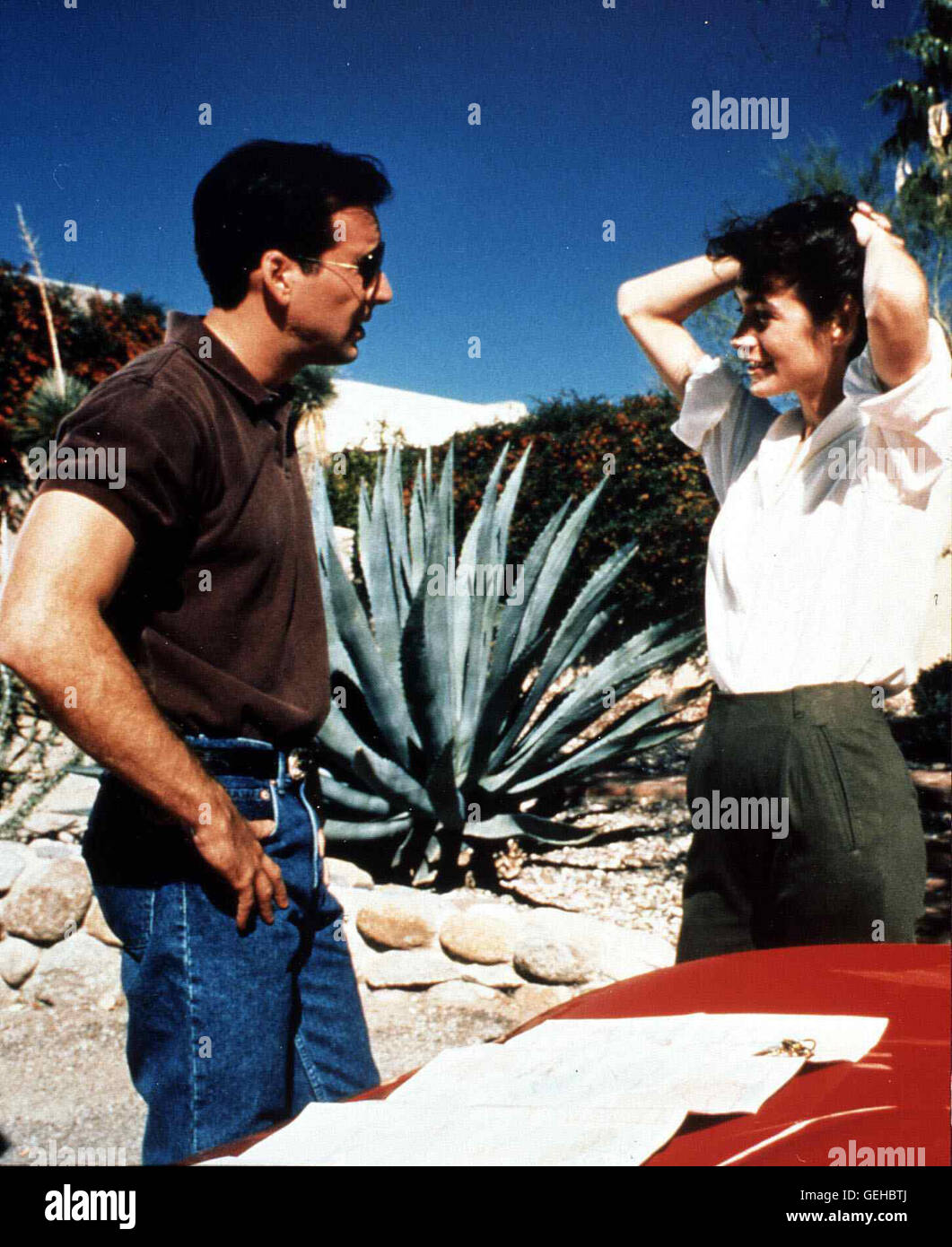 Nicolas Cage, Sean Young Jake (Nicolas Cage) setzt alles daran, um das zu und en er est Billie Lee (Sean Young) wiedergewinnen. *** *** Légende locale 1990, Fire Birds, Airborne - Fluegel Aus Stahl Banque D'Images