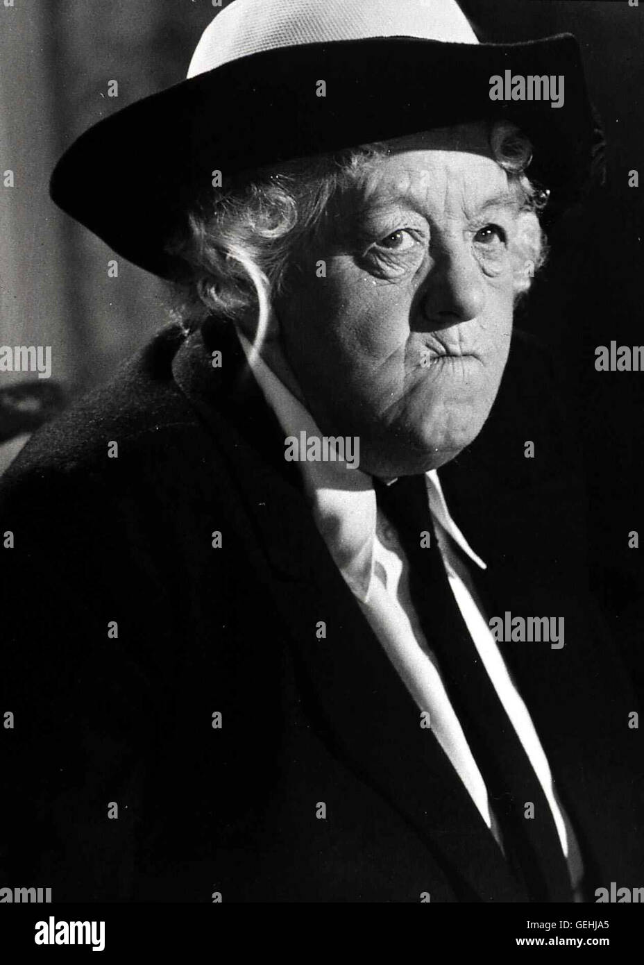 Margaret Rutherford Margaret Rutherford Miss Marple (Margaret Rutherford) interessiert sich ...