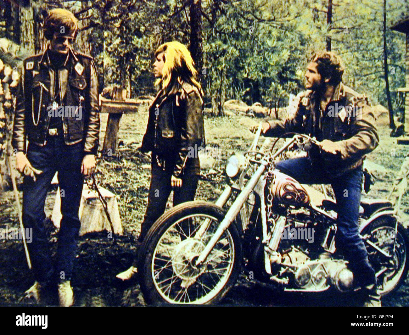 Peter Fonda, Nancy Sinatra, ? Mike (Nancy Sinatra) gehoert zu der von Motorrad-Gang Heavenly Blues (Peter Fonda). *** *** Légende locale 1966, Wild Angels, l', Die Wilden Engel Banque D'Images