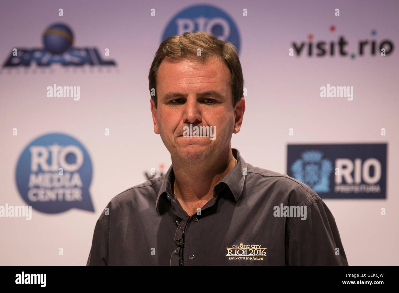 Le maire de Rio de Janeiro, Eduardo Paes lors de la cérémonie d'ouverture du Rio Media Center (RMC), ouvert sur centre de Rio de Janeiro pour les Jeux Olympiques et Paralympiques de Rio en 2016. Banque D'Images