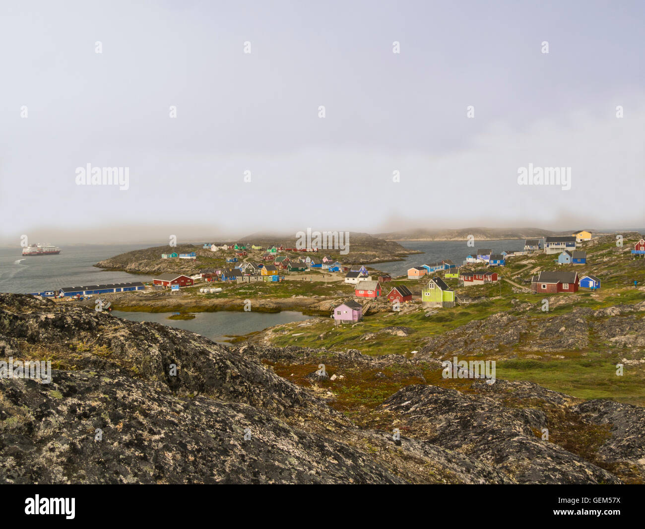 Voir Itilleq accueil de petite île dans la communauté Inuit Qeqqata municipalité sur les rivages de l'ouest du Groenland du détroit de Davis Banque D'Images