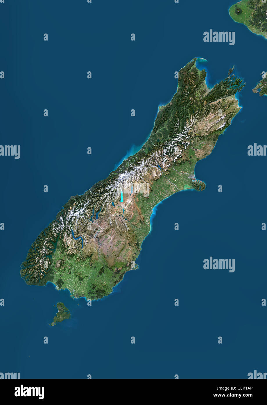 Vue Satellite de l'île du Sud, Nouvelle-Zélande. Cette image a été compilé à partir de données acquises par satellite Landsat 8 en 2014. Banque D'Images