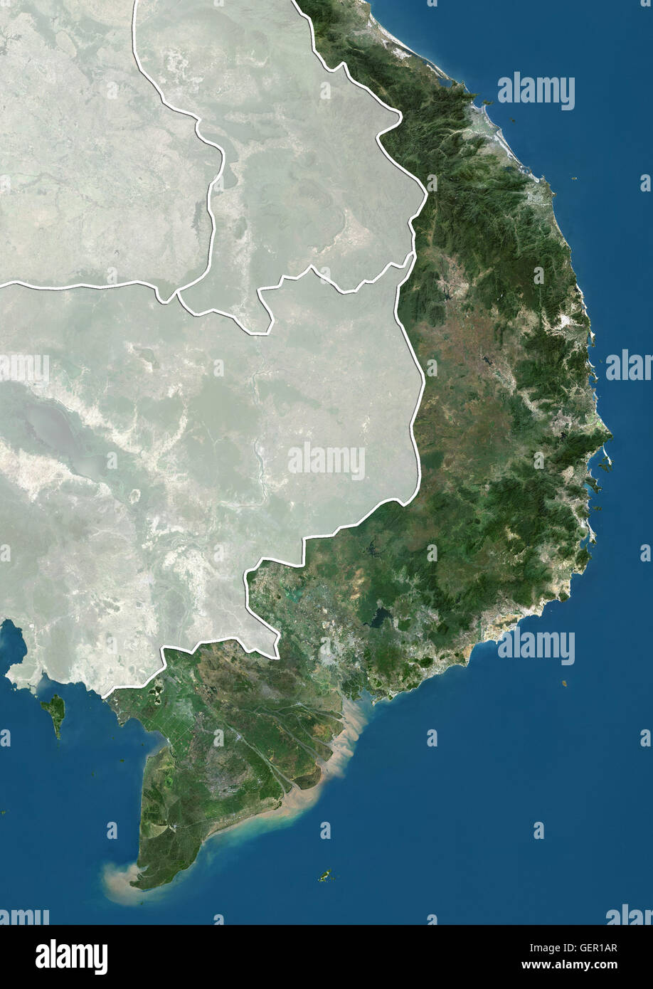 Vue du sud du Vietnam (avec des frontières et masque). Cette image a été compilé à partir de données acquises par les satellites Landsat. Banque D'Images