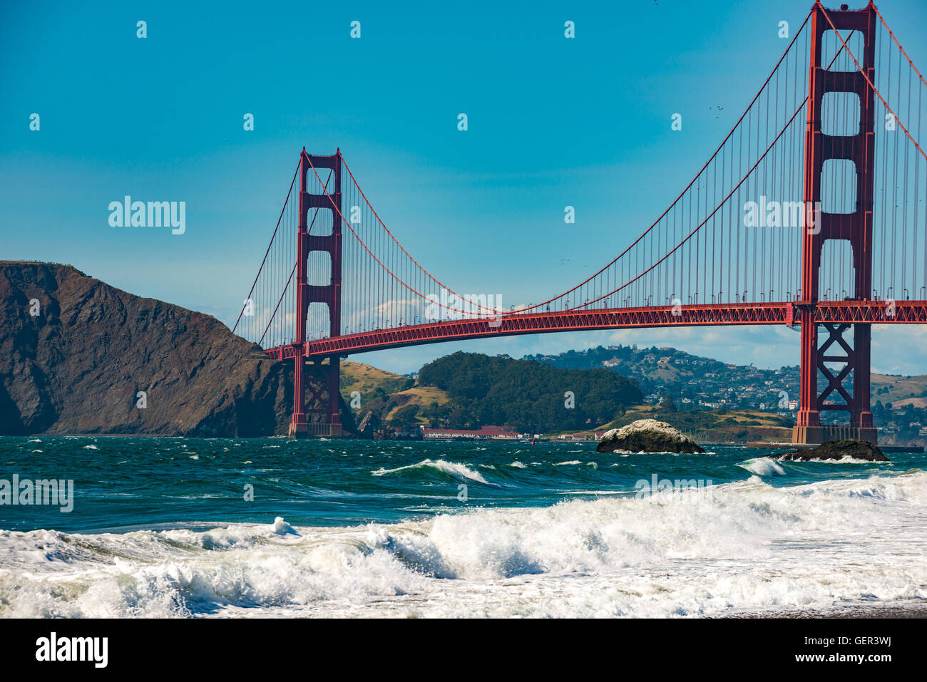 Golden Gate Bridge, vu de l'Baker Beach à San Francisco en Californie Banque D'Images