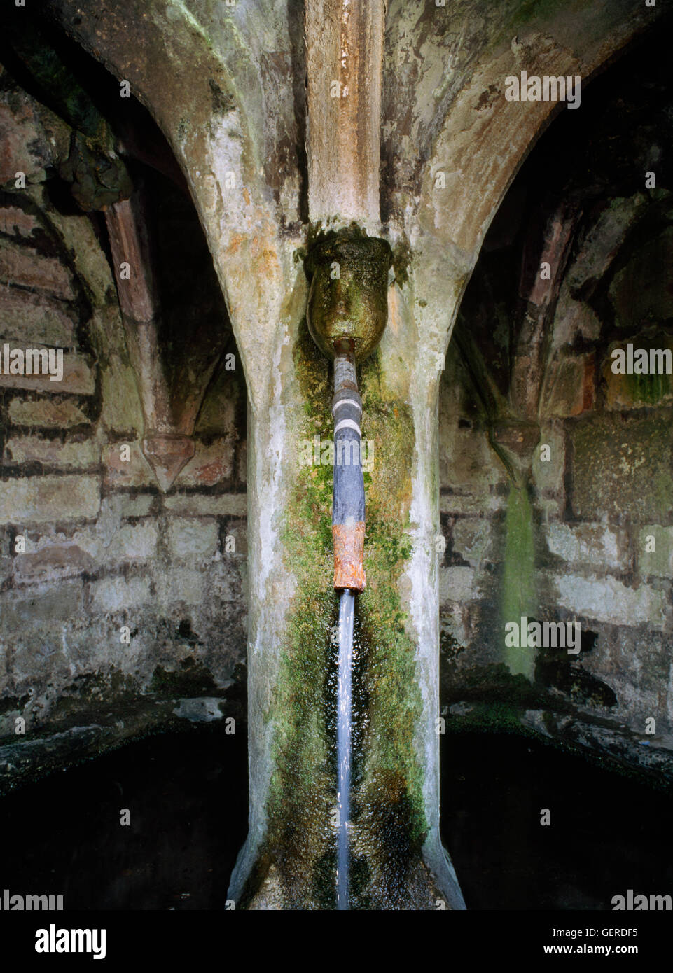 La fin de St Margaret's C 15ème chambre bien retiré de Restalrig en 1860 et reconstruite près d'une source naturelle de Holyrood Park, Edinburgh. Banque D'Images