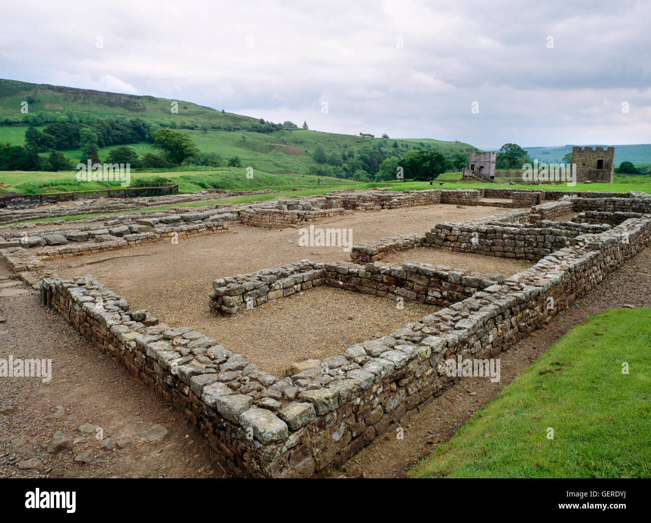 Voir SSE à demeure de la mansio (hôtel) dans le règlement civil (vicus) joint à Roman fort de Vindolanda à Chesterholm, dans le Northumberland. Banque D'Images