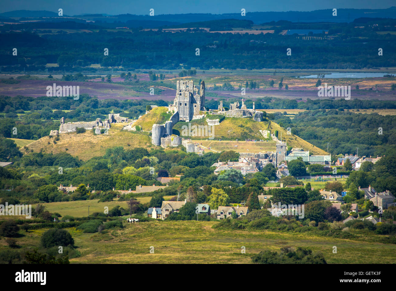 Vue de Corfe Castle. Banque D'Images