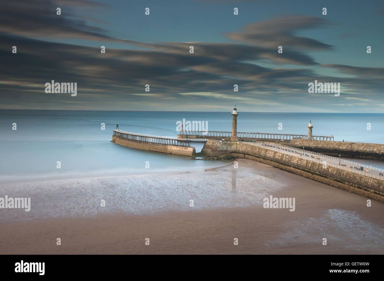 Piers Whitby, North Yorkshire, England, UK, FR. Banque D'Images