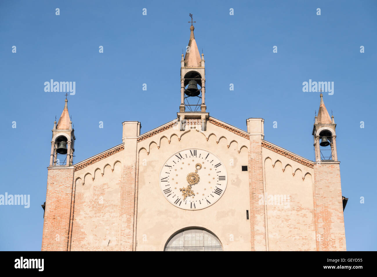 Détail de la cathédrale gothique de Montagnana, Padova, Italie. Banque D'Images