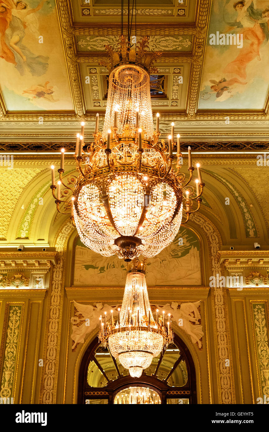 Dans les lustres de La Salle Medecin prix au casino de Monte Carlo, Monaco Banque D'Images