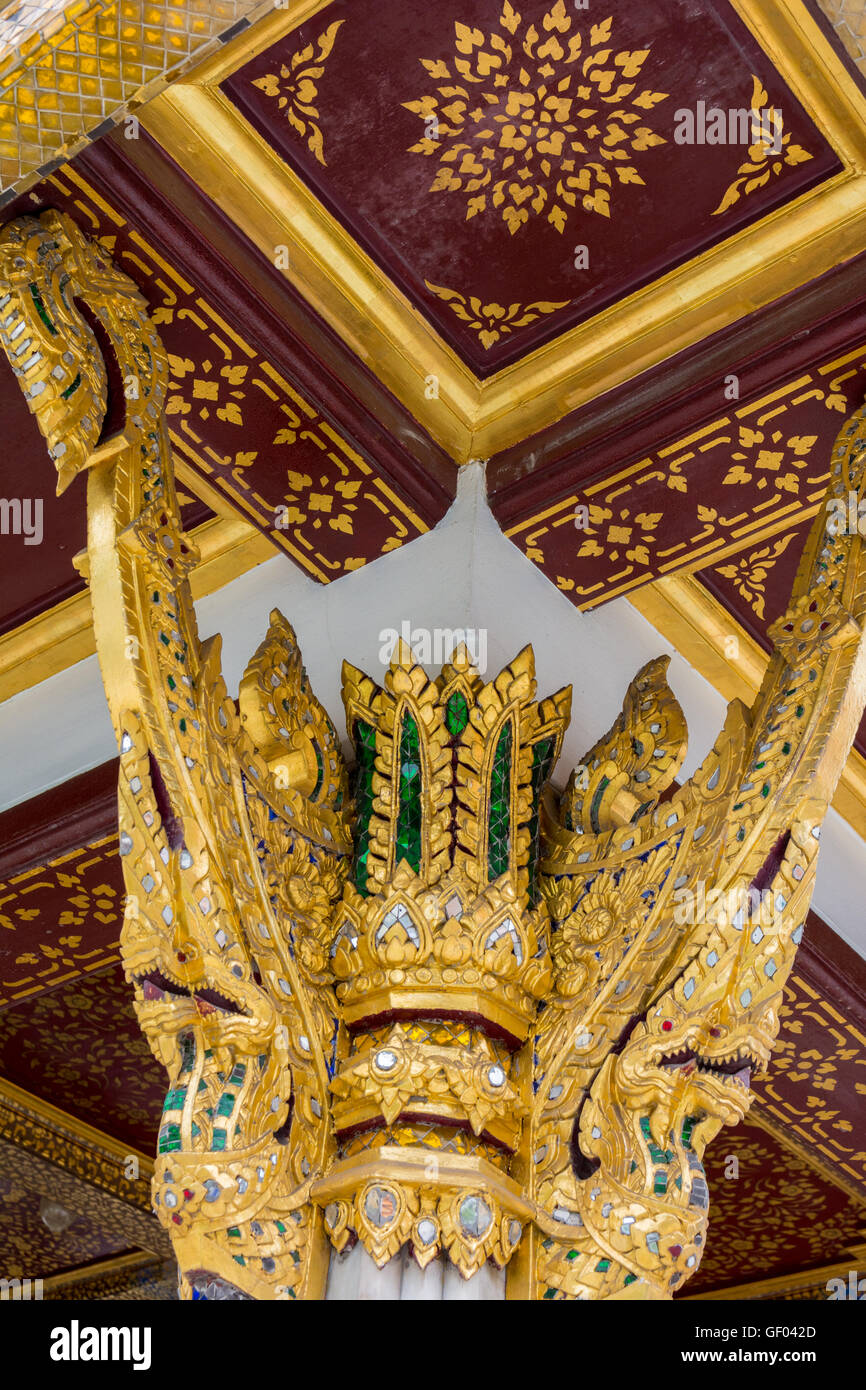 Wat Ratchanatdaram (Loha Prasat), Bangkok, Thaïlande Banque D'Images