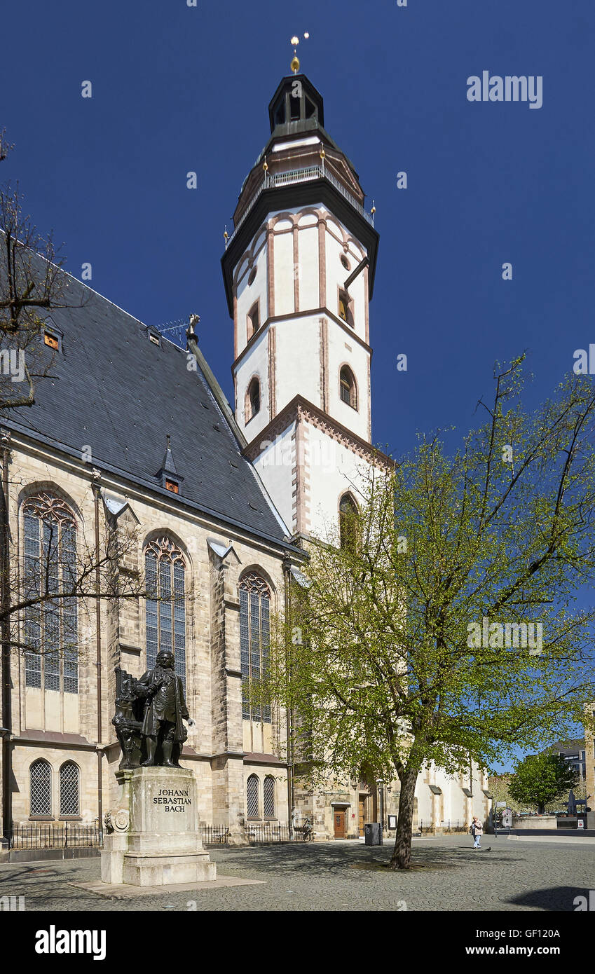 Monument de Bach et église Saint-Thomas de Leipzig, Allemagne Banque D'Images