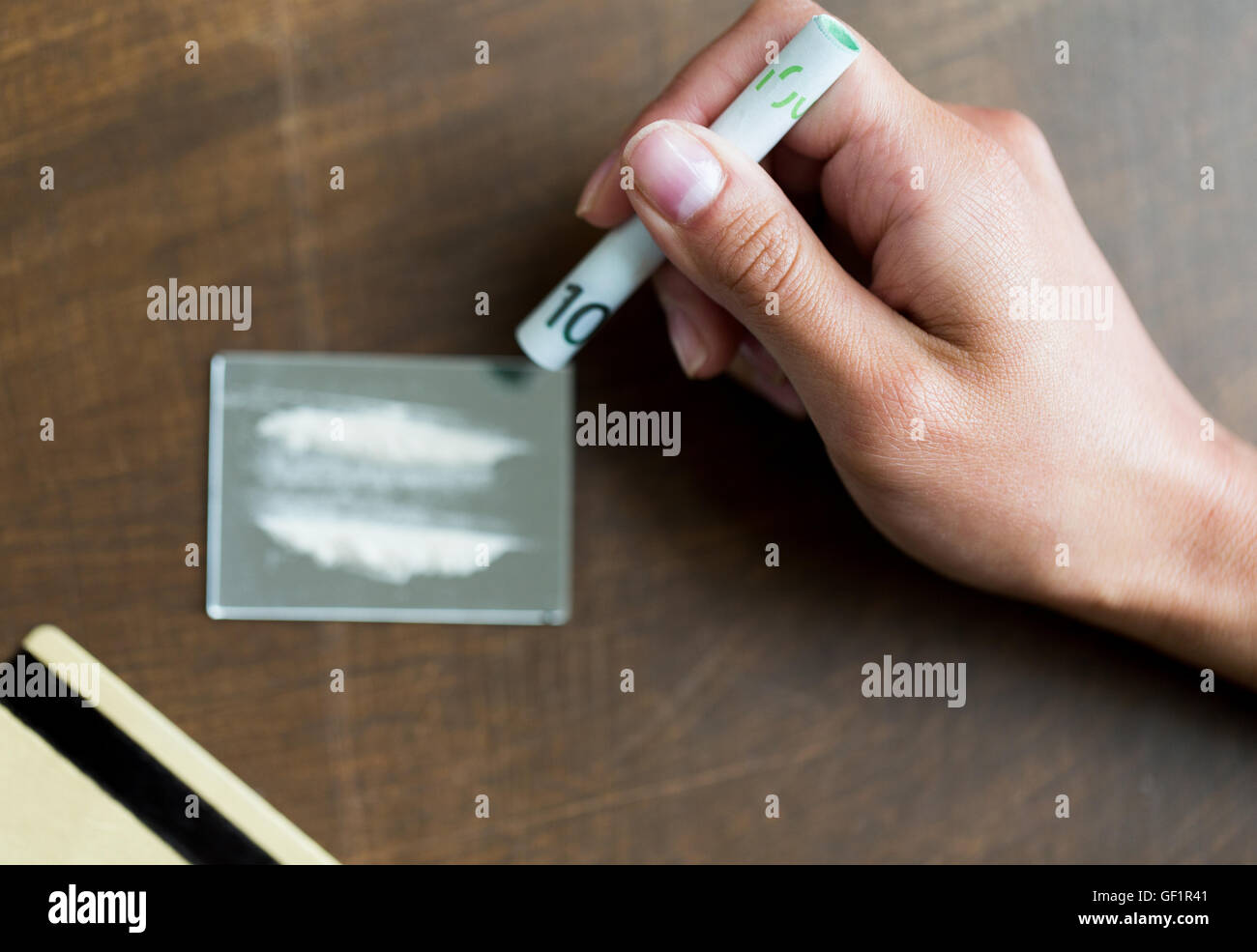 Close up of crack addict avec la dose de médicament Banque D'Images