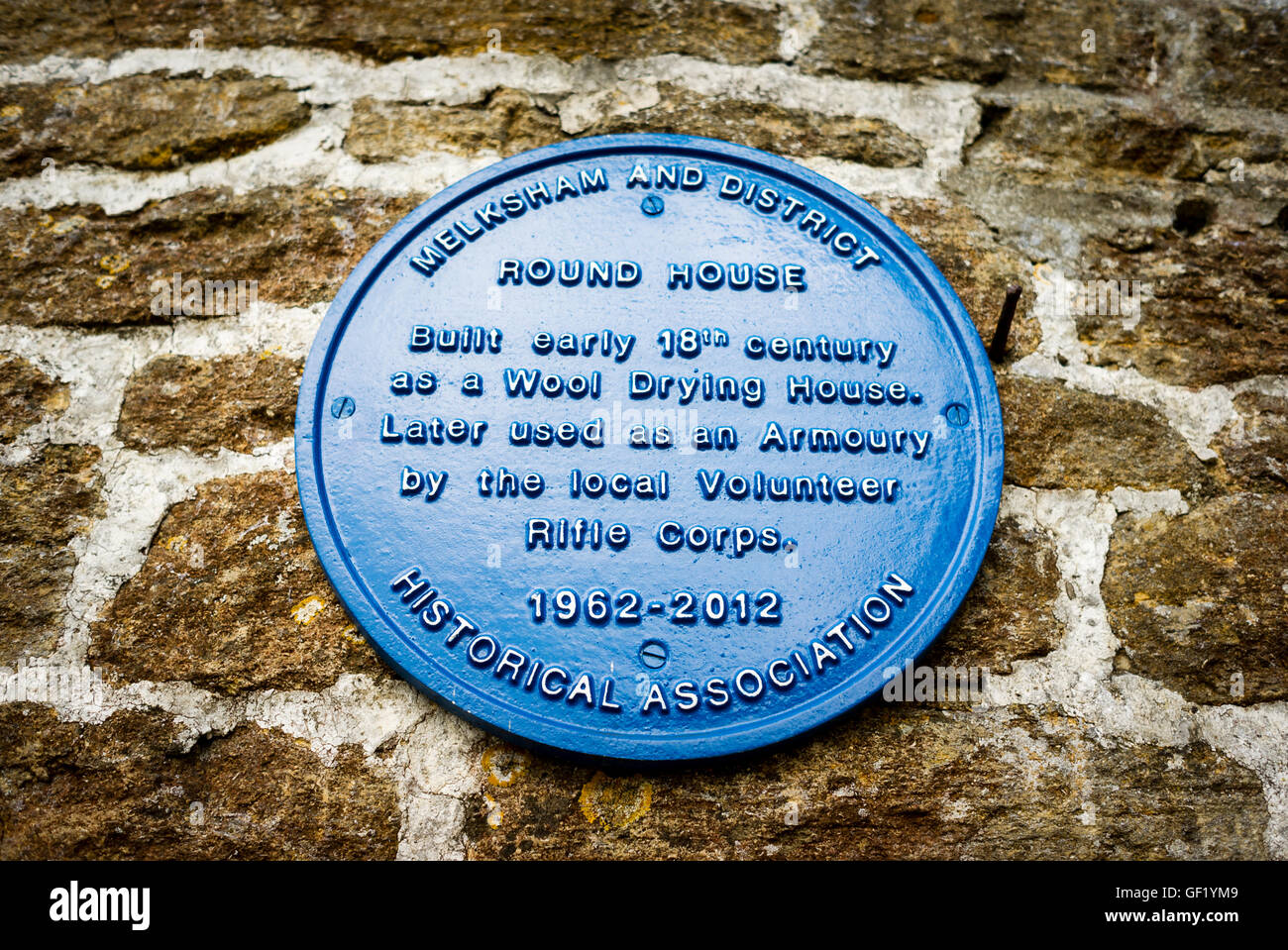 Blue plaque sur un bâtiment historique à Melksham UK Banque D'Images
