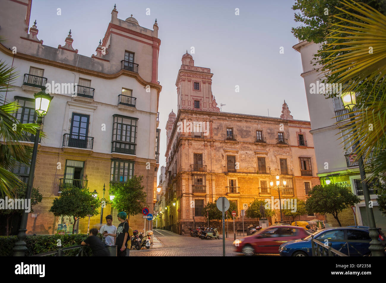 Vue partielle de la casa de las cinco Torres (à gauche) et la casa de las cuatro Torres (à droite), ancien palais des maisons qui sont Banque D'Images