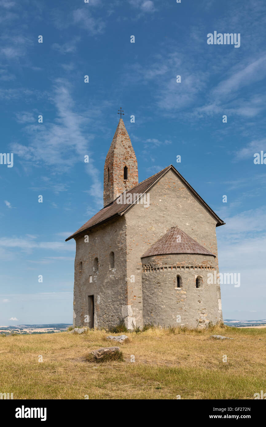 L'église de St Michel Archange.. début de l'église romane de la première moitié du 11e siècle. drazovce, Nitra, Slovaquie. Banque D'Images