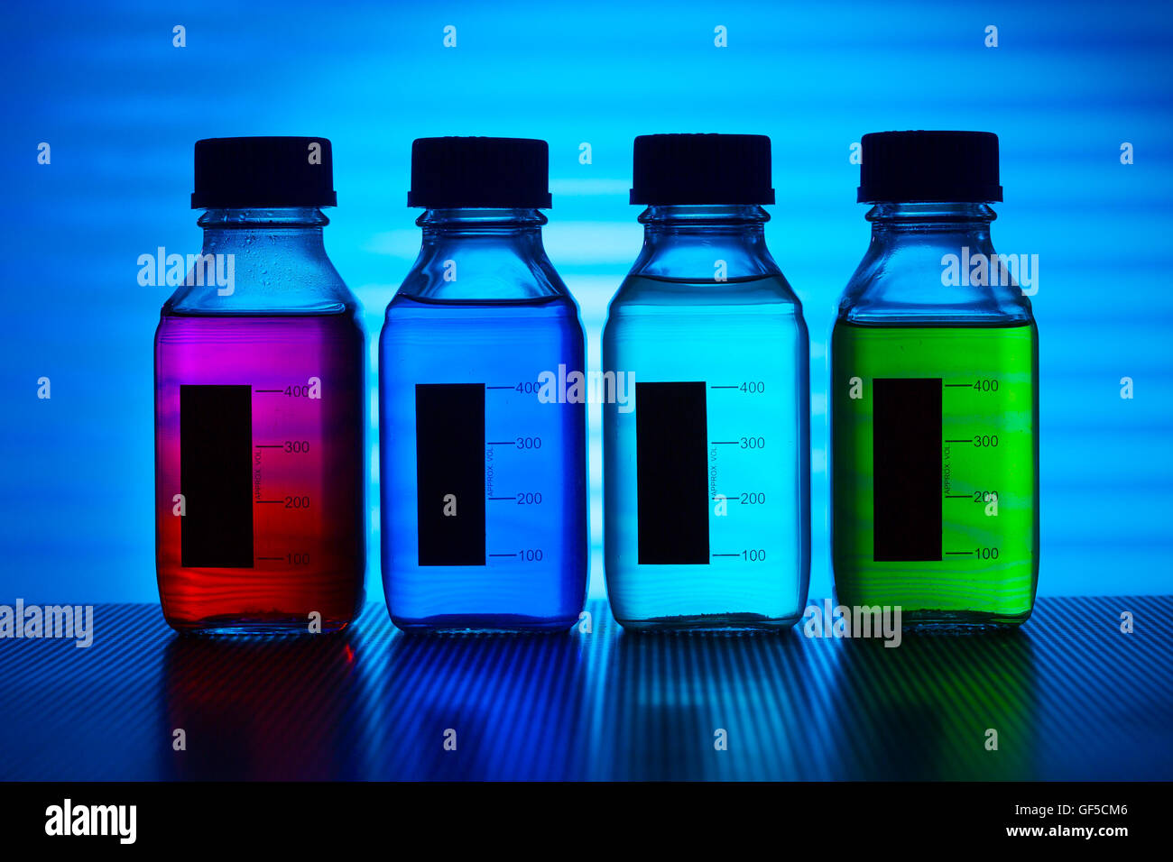 Additifs alimentaires chimiques Banque de photographies et d’images à ...