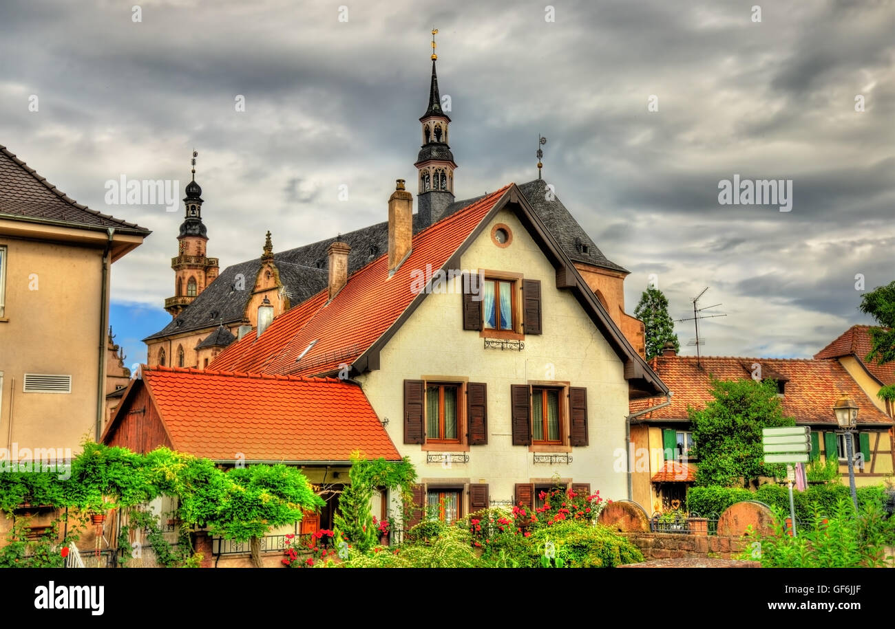 Maisons alsaciennes traditionnelles à Molsheim - France Banque D'Images