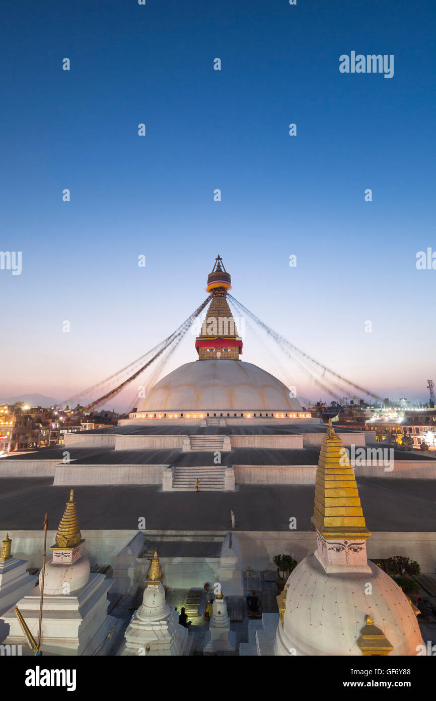 Coucher de soleil au stupa de Boudhanath, Katmandou, Népal Banque D'Images