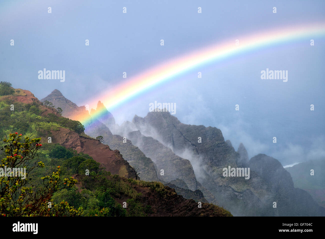 Comme arc-en-ciel vu de Kalalau Lookout. Waimea Canyon. Kauai, Hawaii, l'océan,des océans,mer,océanique,mer,marins et marins, de la plage, de la plage Banque D'Images