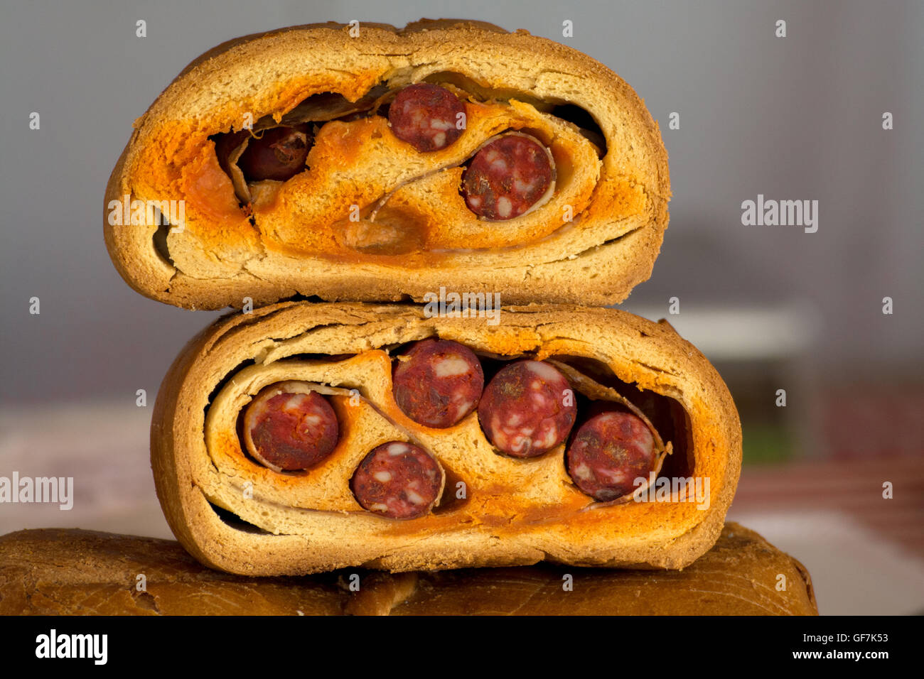 Fermer la vue des petits pains au chorizo traditionnel Banque D'Images