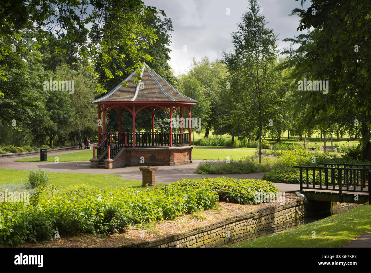 Royaume-uni, Angleterre, Norfolk, King's Lynn, les promenades du parc public, jardins kiosque à Vancouver Banque D'Images