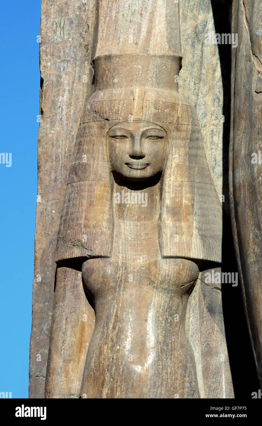 Statue de quartzite de Tiye Teye ou épouse du pharaon Aménophis III, XVIII° dyn. récemment découvert à Kom El Hetan, Luxor Banque D'Images