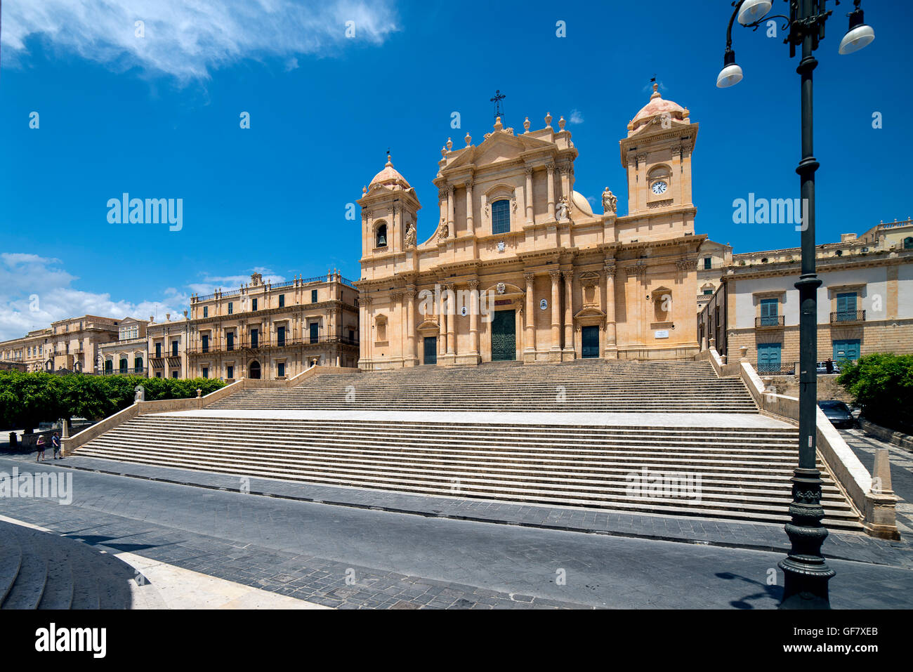 Vue de la cathédrale baroque de Saint Nicolas, de Noto, en Sicile Banque D'Images