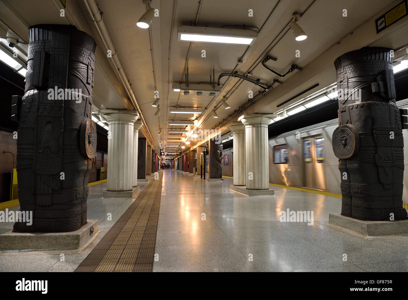 La station musée sur le métro de Toronto Banque D'Images