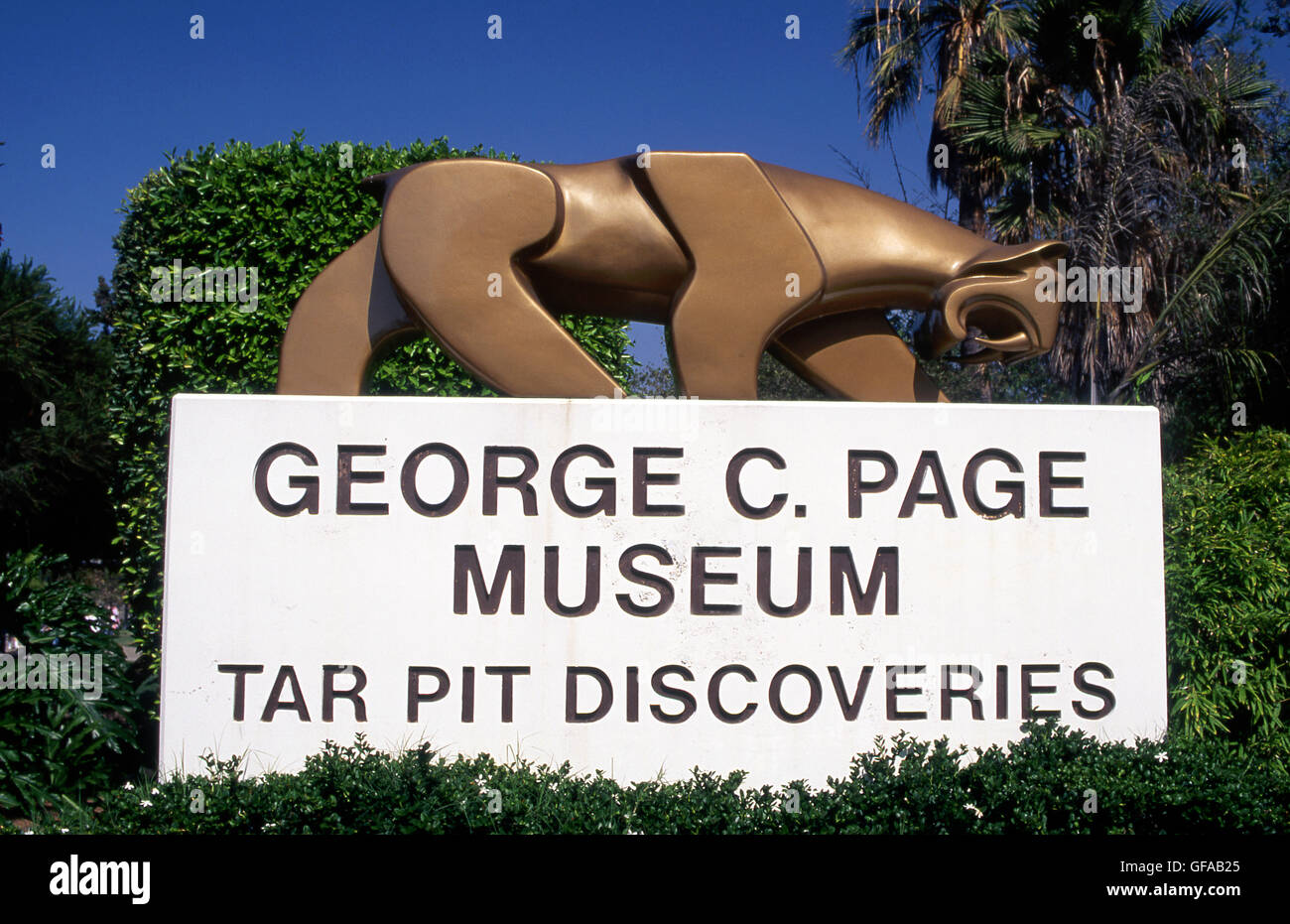 Inscrivez-vous à la George C. Page Museum at the La Brea Tar Pits in Los Angeles, Californie Banque D'Images