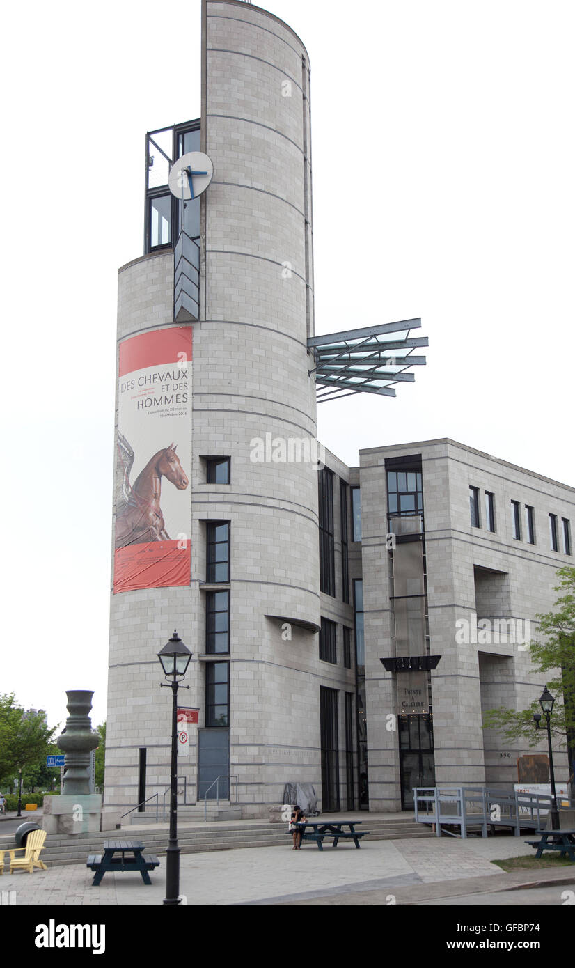 Montréal - le 27 mai 2016 : Pointe-a-Calliere Museum est un musée d'archéologie et d'histoire, dans le Vieux Montréal, Québec, Canada. Banque D'Images