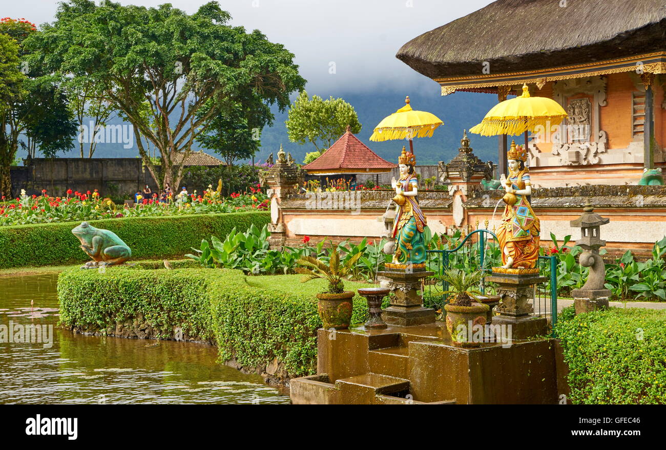 Pura Ulun Danu Temple sur le lac Bratan, Bali, Indonésie Banque D'Images