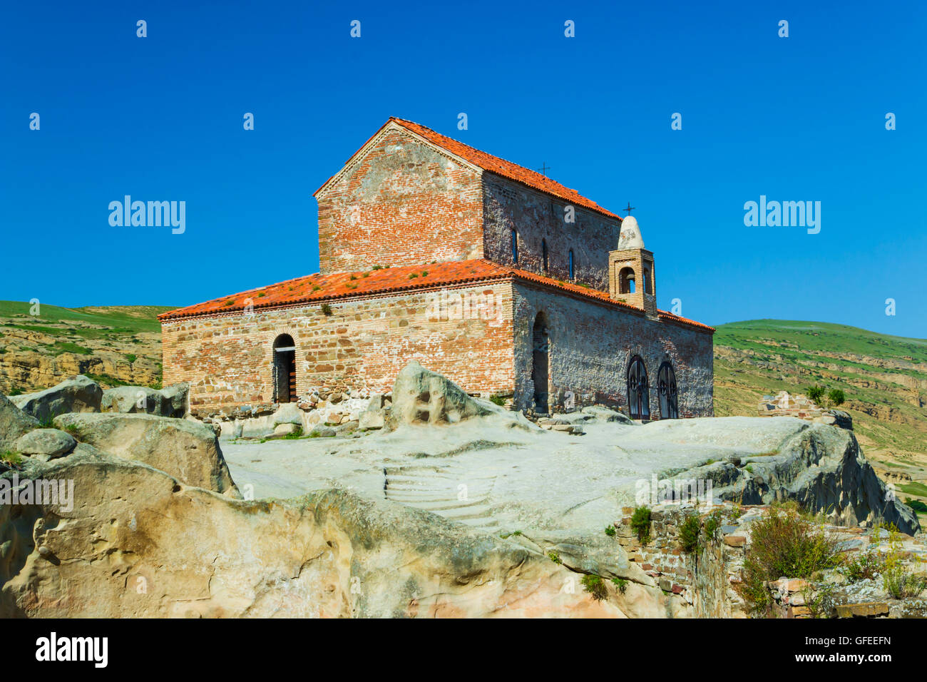 Cité troglodytique ancien Uplistsikhe, région du Caucase Géorgie Ancienne église Banque D'Images Cité troglodytique ancien Uplistsikhe, région du Caucase Géorgie Ancienne église Banque D'Images