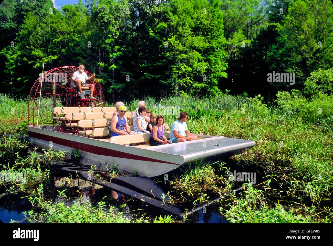 Wild Bill's air en bateau, prendre les visiteurs à travers le marais d'alligator à l'est de la rivière Withlacoochee homosassa, Florida, USA Banque D'Images