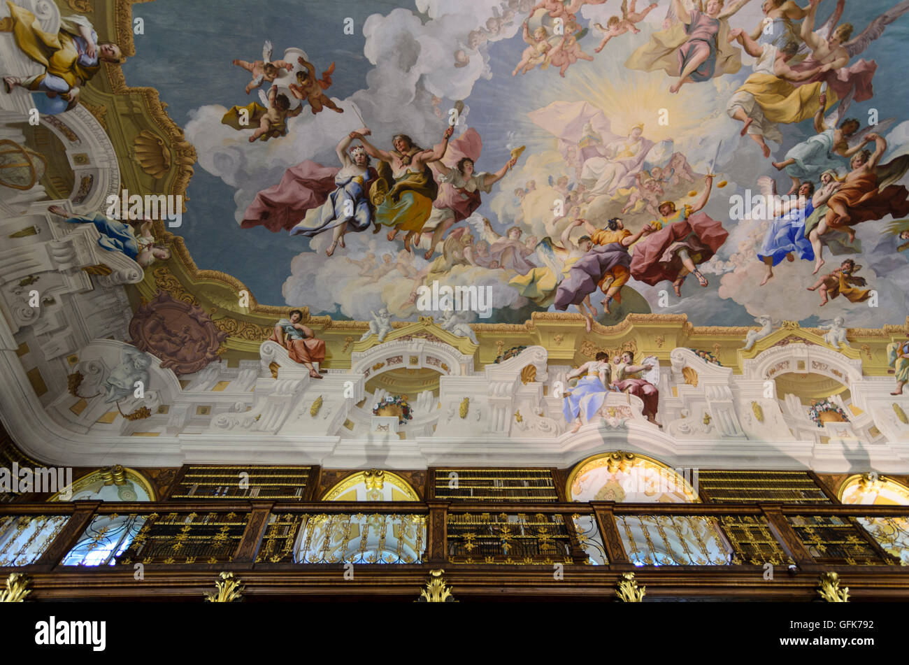 Abbaye de Melk Melk : : bibliothèque du monastère avec fresque au plafond par Paul Troger, Autriche, Niederösterreich, Autriche, Wachau Banque D'Images