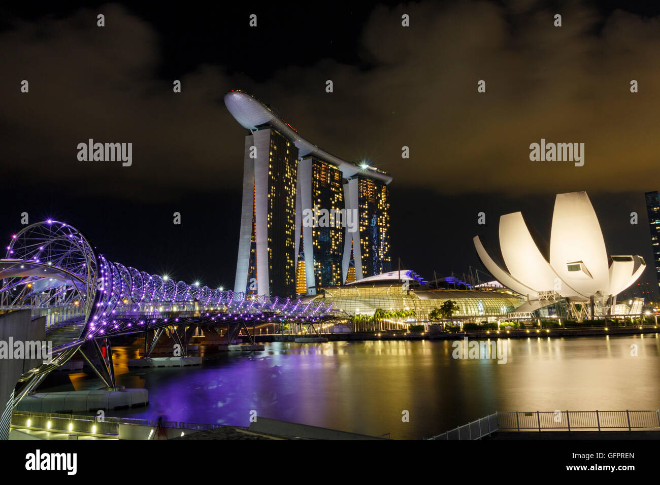 Marina Bay Sands, Musée ArtScience et Helix Bridge à Singapour Banque D'Images