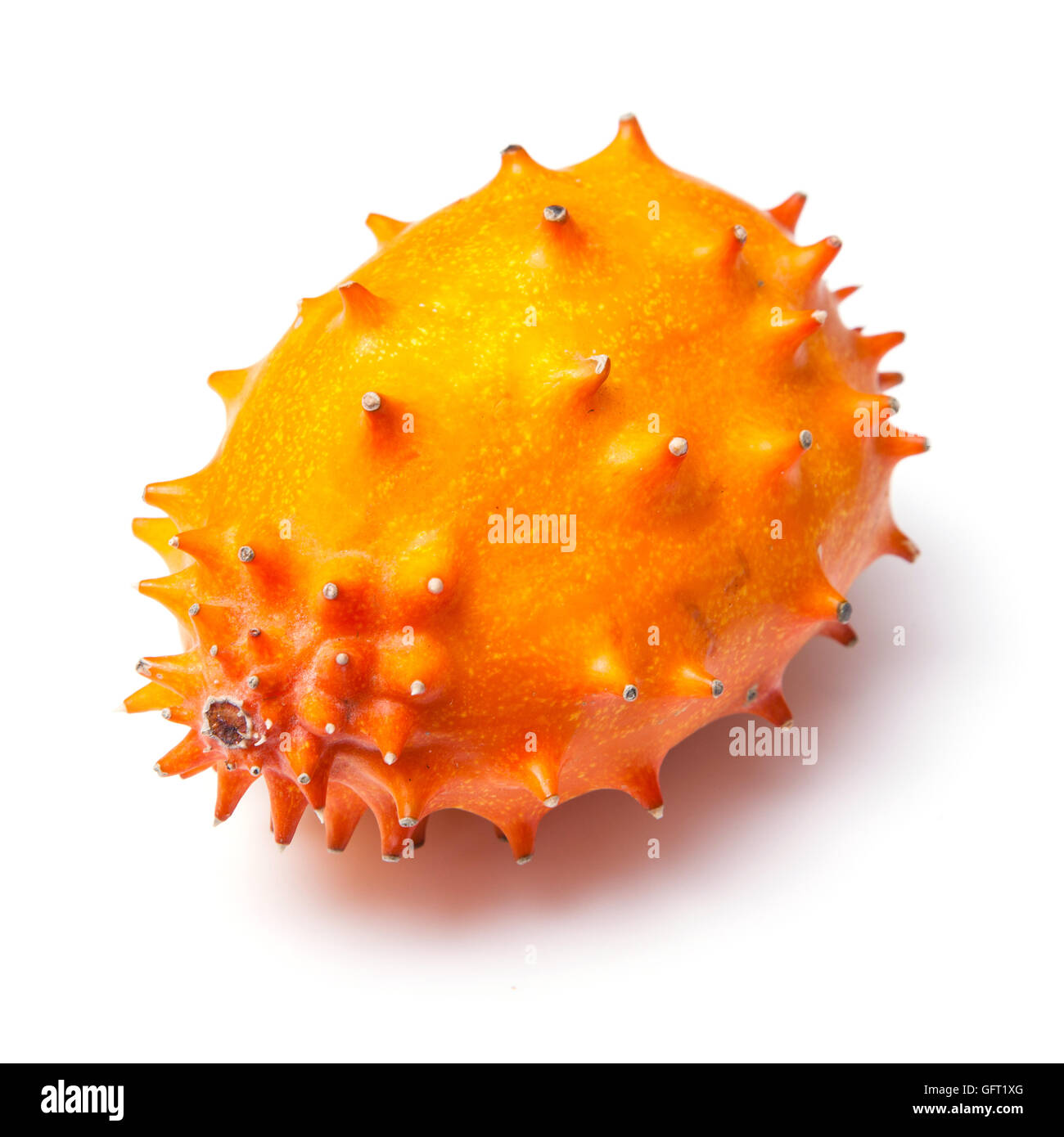 Melon adouci ou kiwano isolated on a white background studio. Banque D'Images