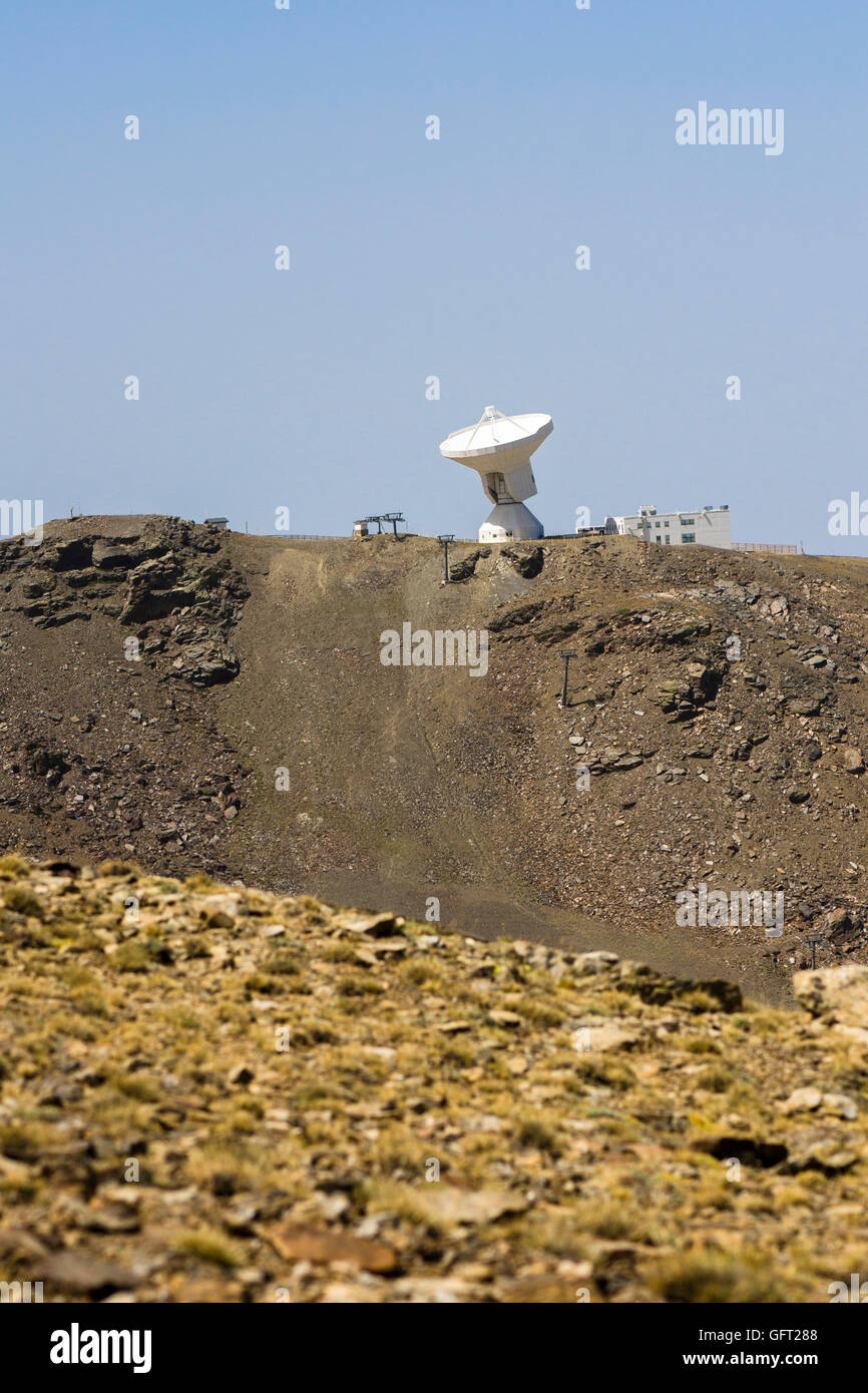 Observatoire pour la radioastronomie radiotélescope, Espagnol, Sierra Nevada, Grenade, Andalousie, espagne. Banque D'Images
