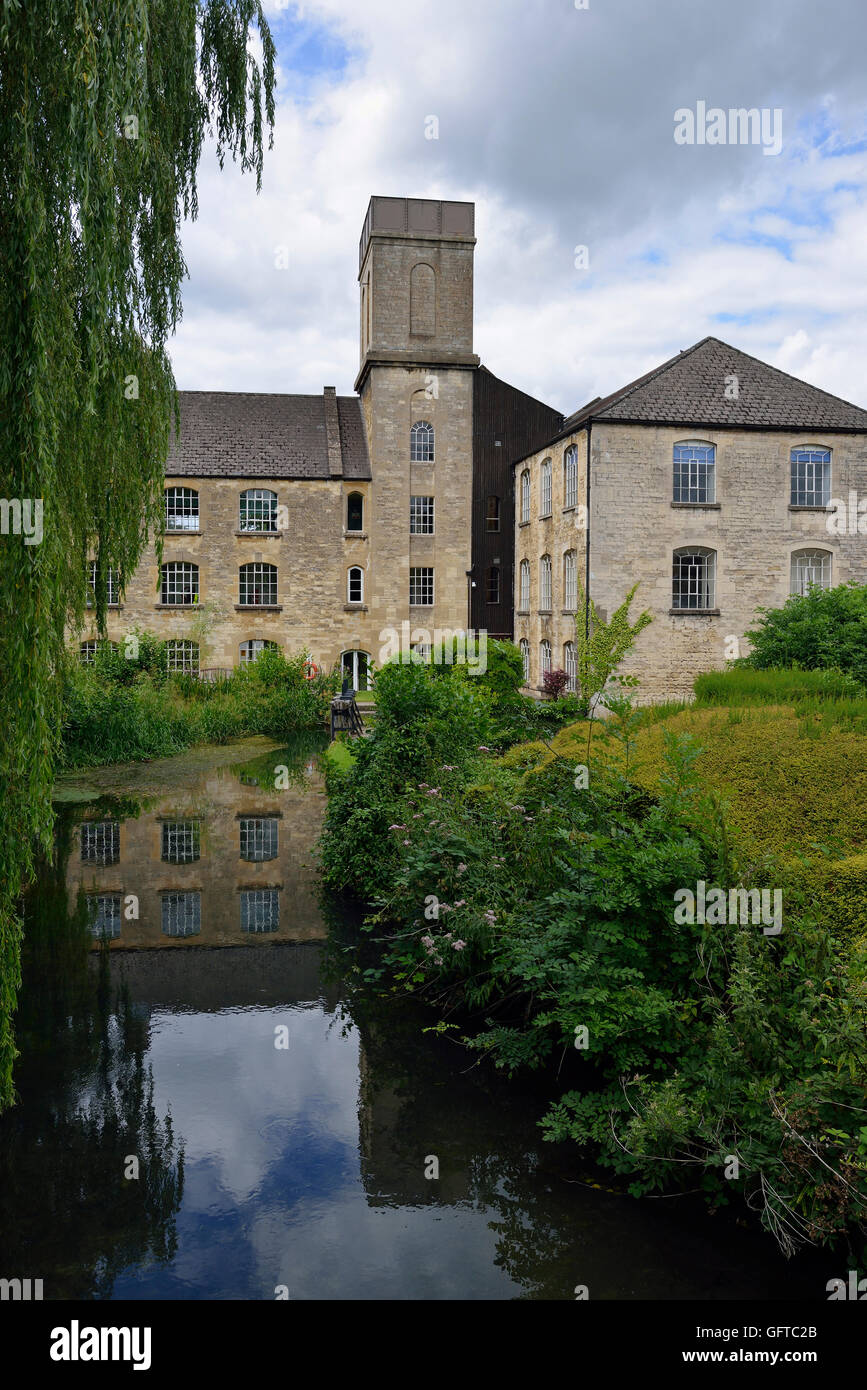 Le Moulin de la rivière Frome & Brimscombe, Port, nr Stroud, Gloucestershire Banque D'Images