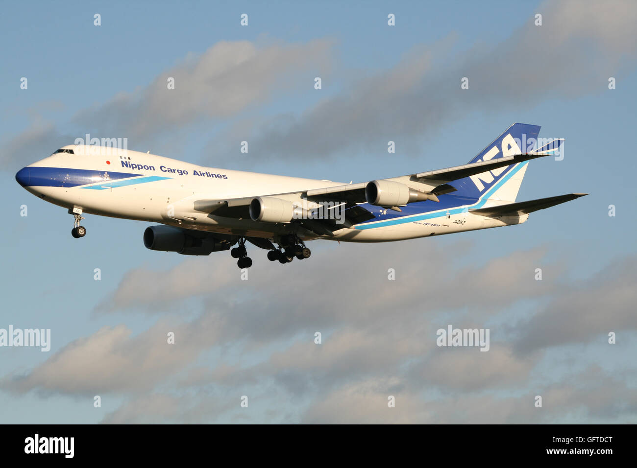 Francfort/Allemagne 4 juillet 2012 : le Boeing 747 par Nippon Cargo à l'aéroport de Francfort Banque D'Images