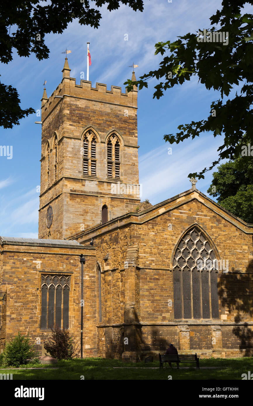 Royaume-uni, Angleterre, Northamptonshire, Northampton, St Giles Street, St Giles' church Banque D'Images