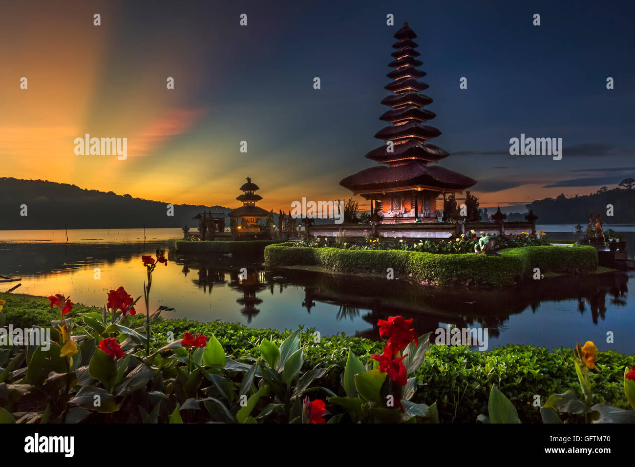 Côté lac tample Bedugul Banque D'Images