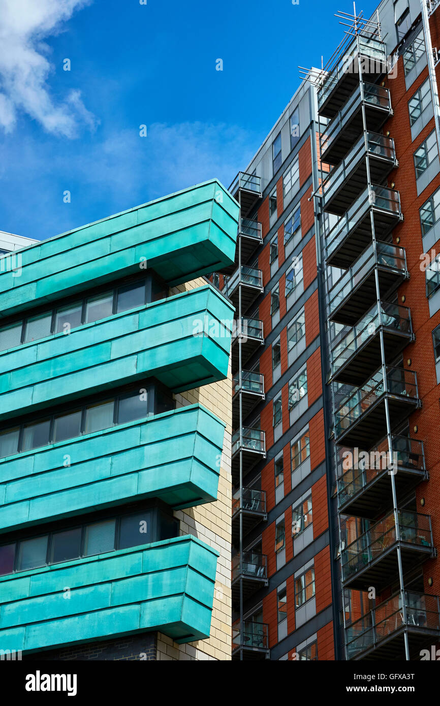 City Living Apartments West Point architecture bâtiment appartements balcons vert jade de grande hauteur Banque D'Images