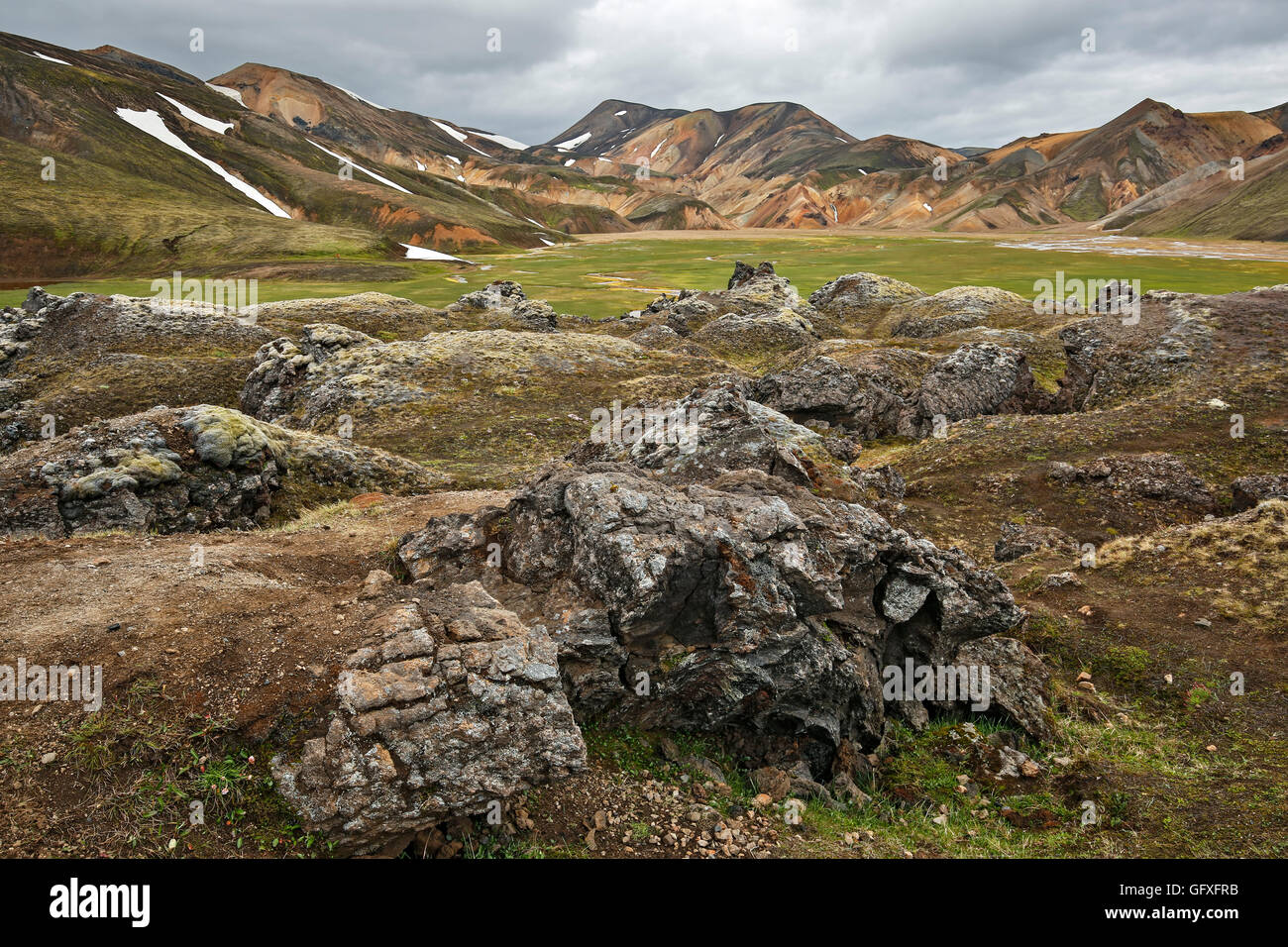 Montagnes de rhyolite et de roches volcaniques, Graenagil Canyon, Landmannalaugar, Islande, la Réserve Naturelle de Fjallabak Banque D'Images