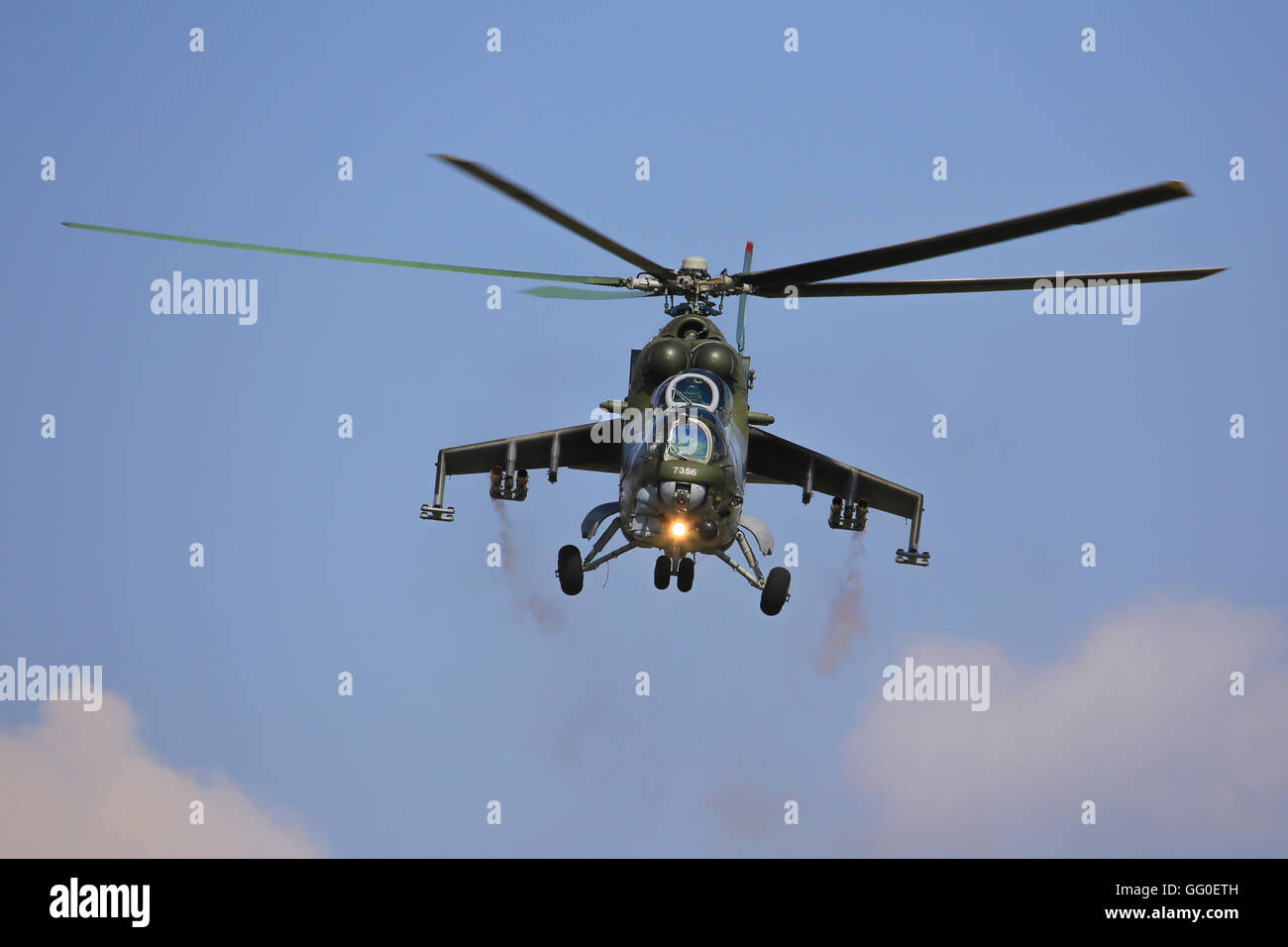 HRADEC KRALOVE, RÉPUBLIQUE TCHÈQUE - 5 septembre:Czech Air Force Mi-24V à Czech International Air Fest Air Show. Banque D'Images